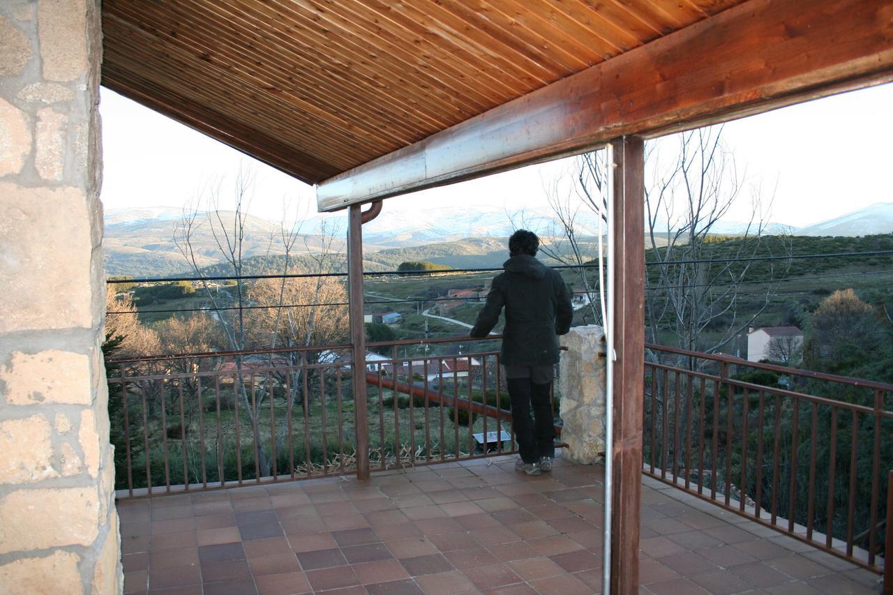 La Casona De Collado Guest House Hoyos del Collado Eksteriør bilde